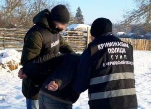 На Черниговщине задержали мужчину за съемки порно со своей женой