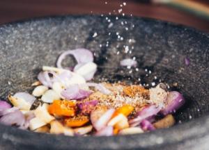 Диетолог назвала продукты, от которых стоит отказаться в жару