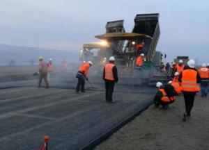 Украина возьмет кредит в размере 450 млн евро на строительство дорог 