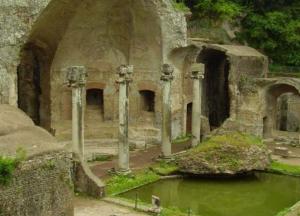 Археологи нашли зал, в котором римский император устраивал пышные банкеты (фото)