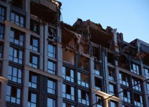 У Дніпрі російські "Іскандери" знищили в елітному ЖК близько 15 квартир (відео)