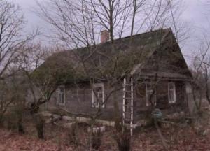 Труп гостя несколько дней сидел за праздничным столом