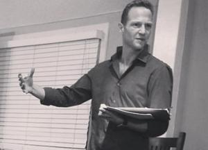 Умер известный американский актер, звезда сериала «Горец» (фото)