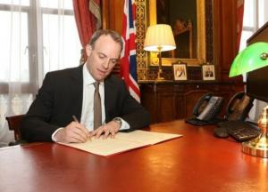 Британия впервые ввела санкции против России отдельно от ЕС