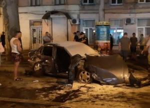 В Одессе произошло серьезное ДТП, есть пострадавшие (фото)