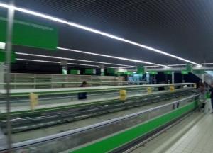 "Запахло дефолтом": в Киеве с полок супермаркета исчезли продукты (фото)