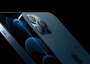 Apple предупредила об опасности iPhone 12 и аксессуаров MagSafe