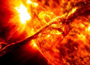 На Солнце произошла самая мощная вспышка за последние три года