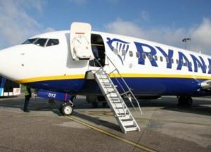 Ryanair временно отменила штрафы за перебронирование