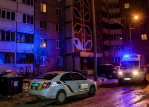 В Киеве женщина упала с балкона 13 этажа (фото, видео)
