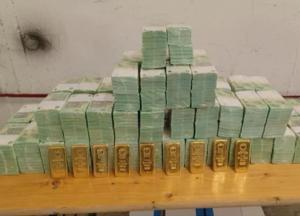 Угорщина повернула Україні викрадені кошти і золото "Ощадбанку"
