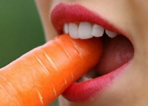 Медики назвали самые важные витамины для здоровья зубов