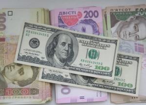 Курс валют на 24 мая: гривна падает, но медленнее