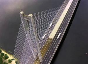 Опасное селфи: с вершины Южного моста в Киеве сняли двух подростков (фото)