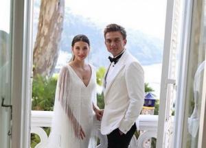 Спустя время после рождения сына: Регина Тодоренко и Влад Топалов отмечают свадьбу (фото, видео)