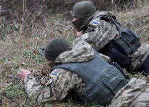 Сутки на Донбассе: ранены четверо украинских военных 