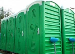 В Хмельницком женщина упала в биотуалет во время секса (фото)