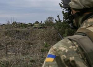 Сутки в зоне ООС: есть погибший и раненый