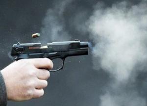 В России военный застрелил трех человек на аэродроме