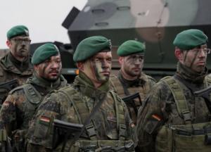 Німеччина стягує війська на кордон Польщі з Білоруссю та РФ