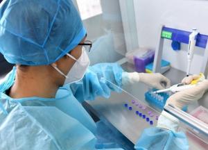 В Украине 984 новых случая заражения COVID