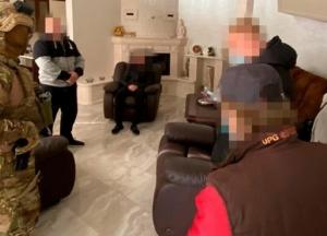 На Киевщине разоблачили банду "криминального авторитета" (видео)