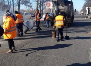 В Украине планируют масштабный ремонт дорог в 2021 году: какие трассы станут платными