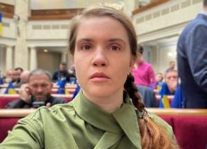 Безугла написала заяву на Залужного і Сирського в ДБР, СБУ та Офіс Генпрокурора (відео)