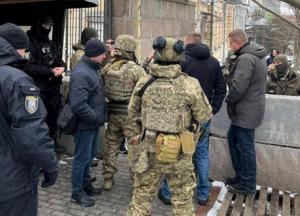 НАБУ та САП викрили злочинну групу з нардепами в її складі 