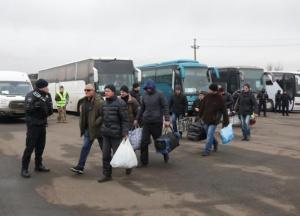 Возвращаться на неподконтрольный Донбасс отказались почти 50 человек