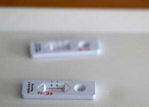 В Латвии задержали 8 украинцев с поддельными тестами на COVID-19