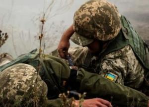 На Донбассе ранен украинский военный