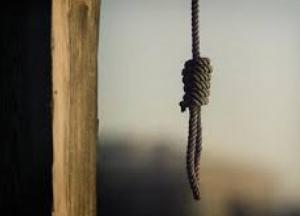 На Полтавщине нашли повешенной 7-летнюю девочку