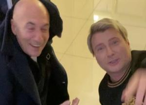 Басков и Крутой "подрались" в аэропорту Минска (видео) 