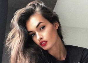 Жизель Оливейра показала пикантный снимок с пляжа (фото)