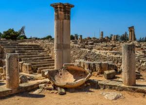 Археологи обнаружили древнегреческий бронзовый артефакт дельфийского оракула