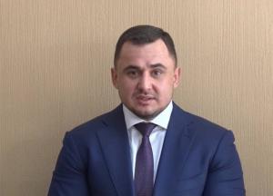 Керівник Павлоградської прокуратури придбав спорткар за пів зарплати та не задекларував родичів