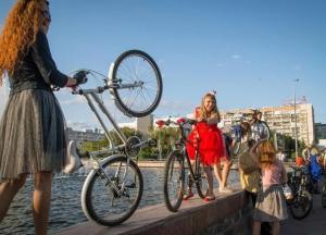 В Украине ввели новые правила для пешеходов и велосипедистов