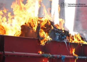 Росія атакувала термінал "Нової пошти" в Запоріжжі, виникла пожежа (відео)