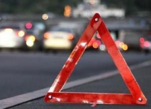 В Киеве электричка насмерть сбила 17-летнюю девушку