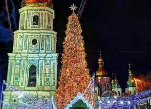 В Киеве зажгли главную елку страны (видео)