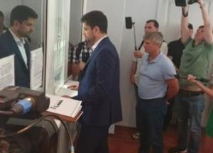 Партия "Слуга народа" пожаловалась в правоохранительные органы на кандидатов-"клонов"