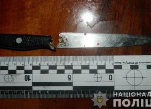 В Киеве женщина порезала брата, защищая мать (фото)