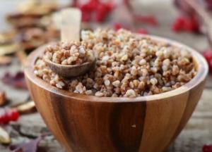 Медики назвали кашу, вызывающую отеки и аллергию