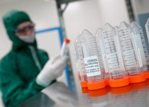 В Украине зафиксировано уже более 9 тыс. случаев COVID-19, из них 220 летальных