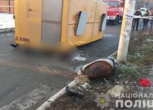 На Киевщине Porsche влетело в маршрутку, погибли пассажиры (фото, видео) 