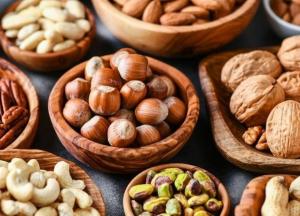 Медики назвали самые полезные для здоровья орехи