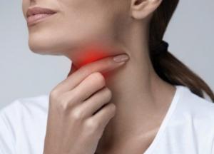 Врачи рассказали, как избавиться от боли в горле без лекарств