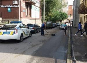 Здание Ровенского горсуда облили фекалиями