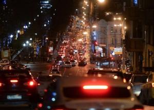 Киев сковали многочисленные пробки (карты)